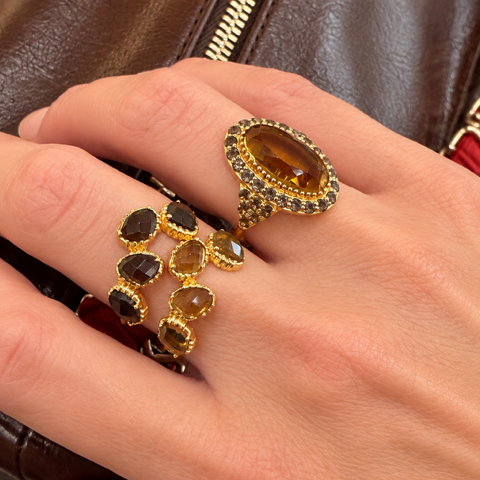N° 842 - Bague ovale longue pavée de minis sertis