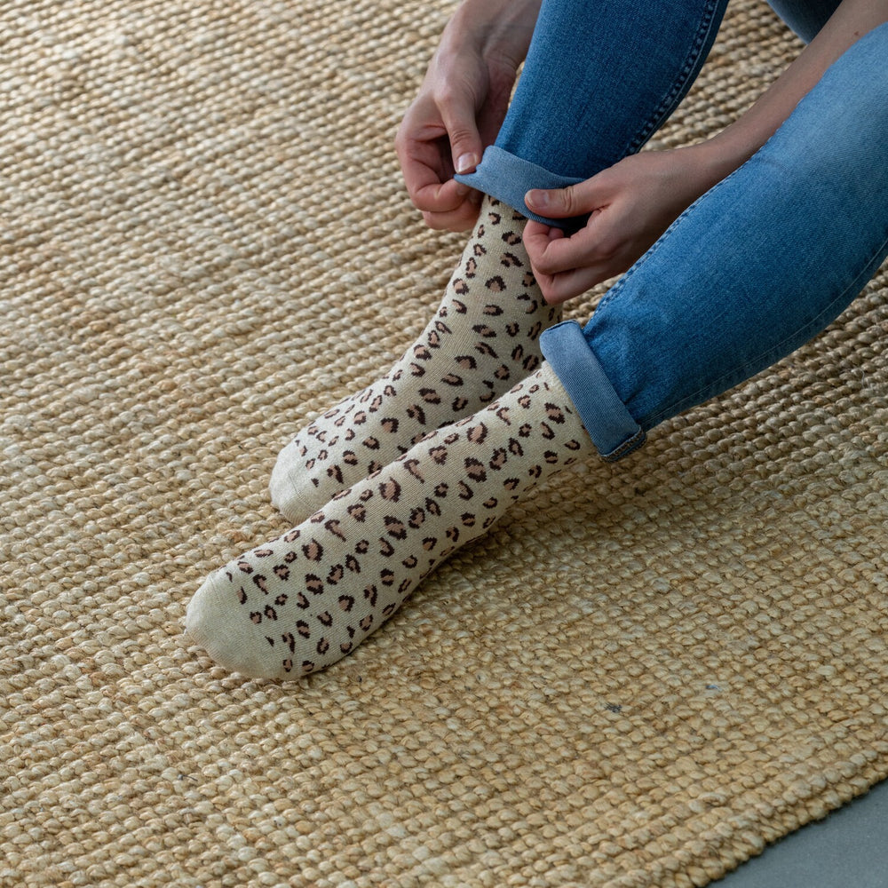 FFL03 Chaussette pailletées en coton peigné Léopard- Femme