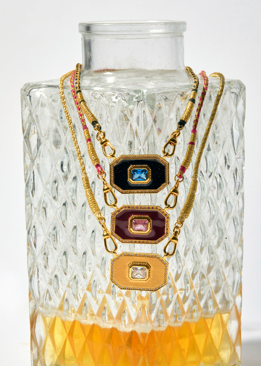 Collier Black Shiny Yucatan