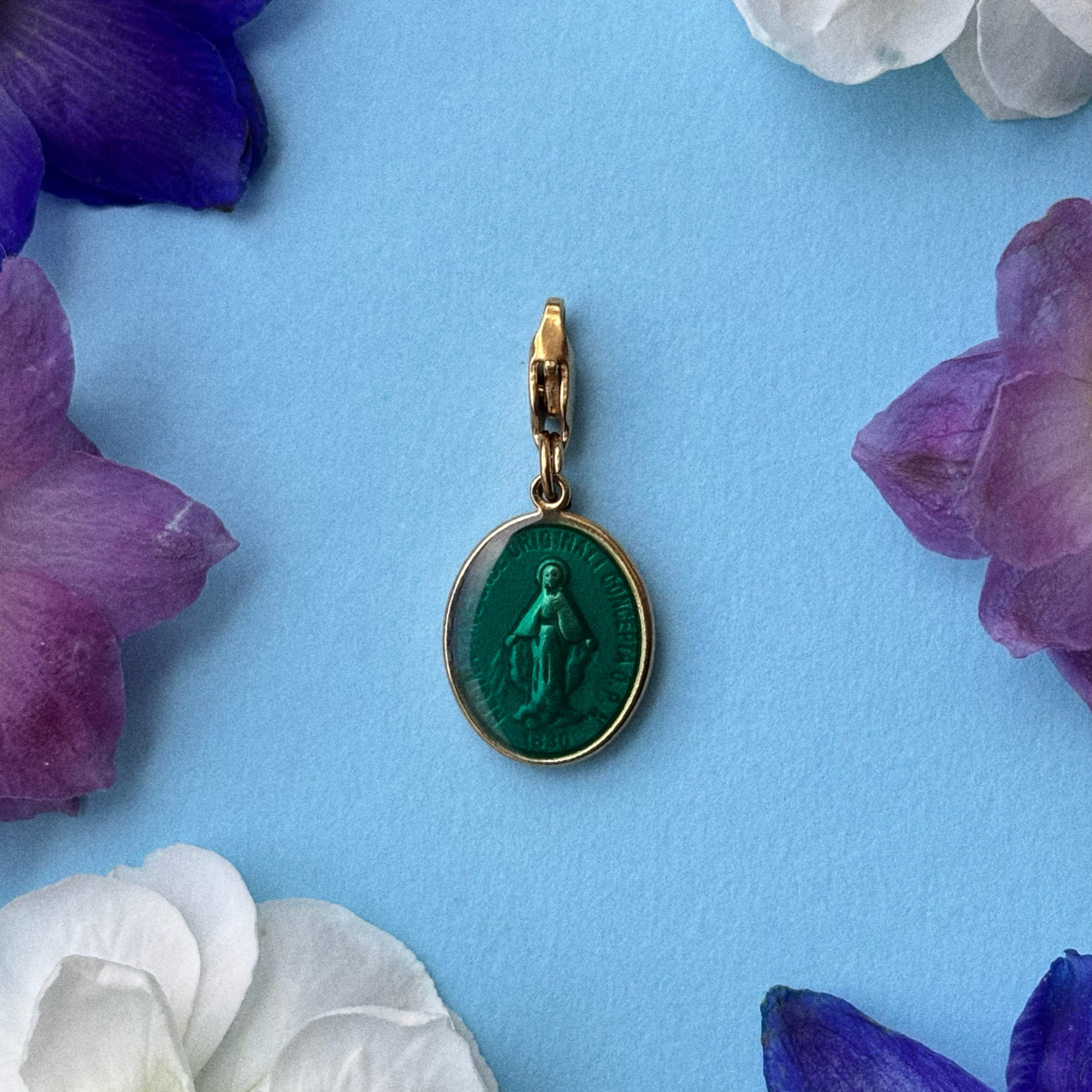 Charms  Madonne Glazed - Plusieurs coloris