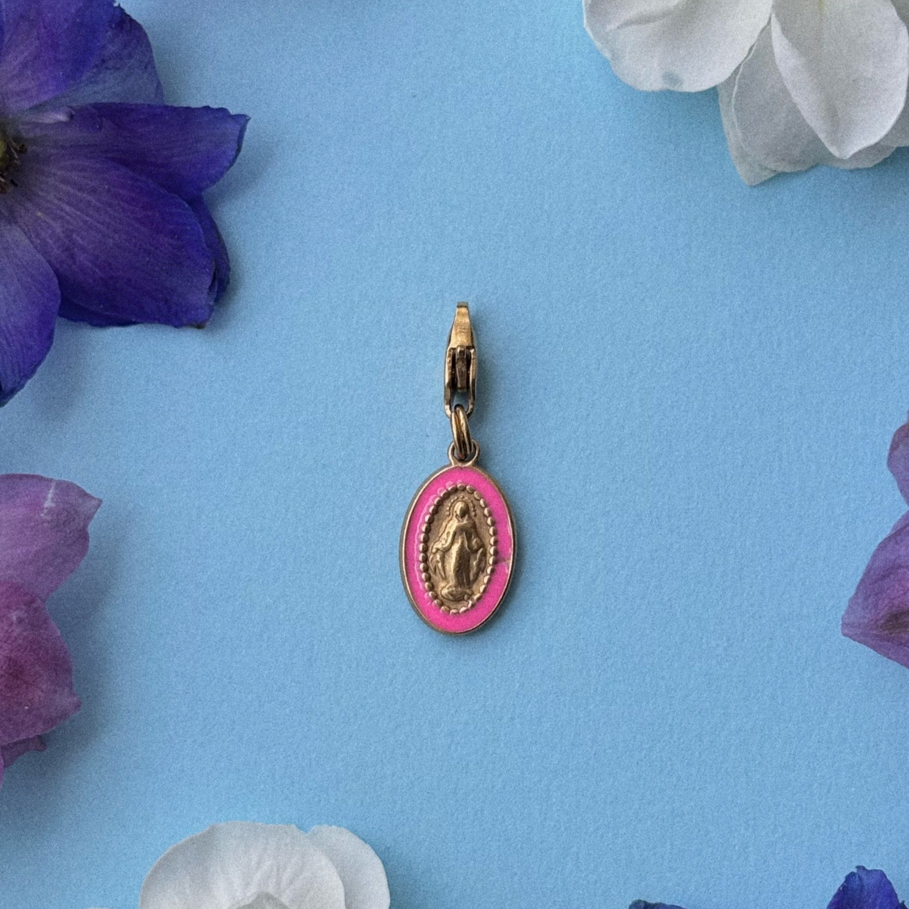 Charms Madonne Enamelled - Plusieurs coloris