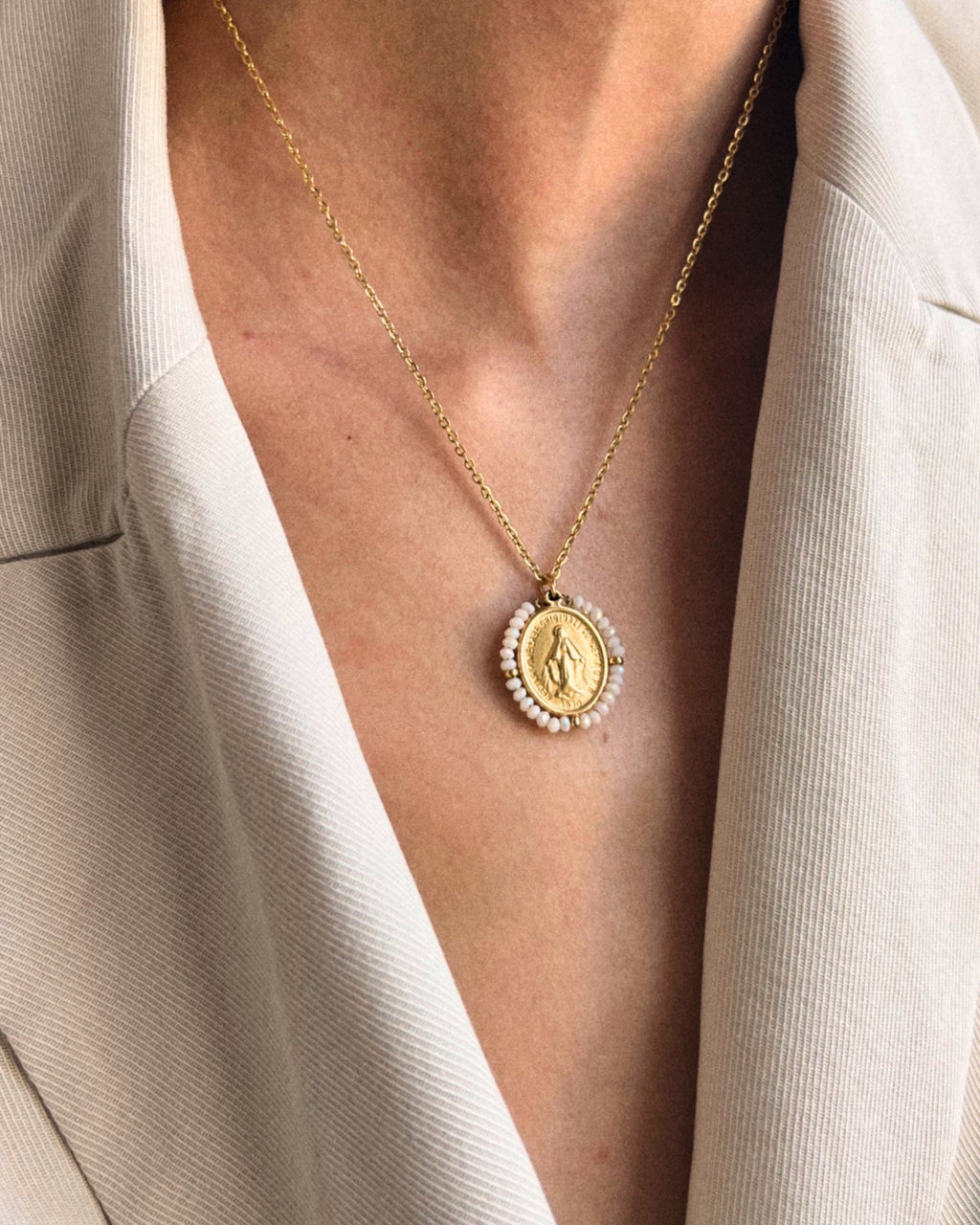 Collier Medaille Santa Maria - Shiny Cream