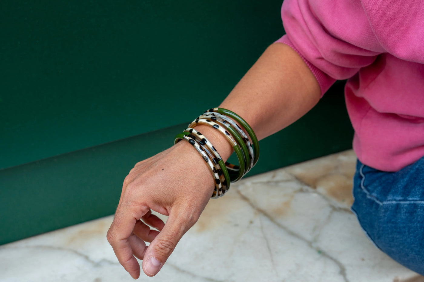 Joe Fin à l'unité - Léopard & Kaki - bracelet en corne bicolore