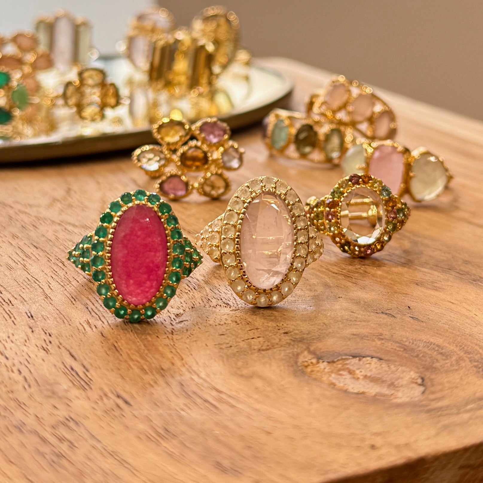 N°801 T- Bague pierre ovale et mini serties cristal tourmaline