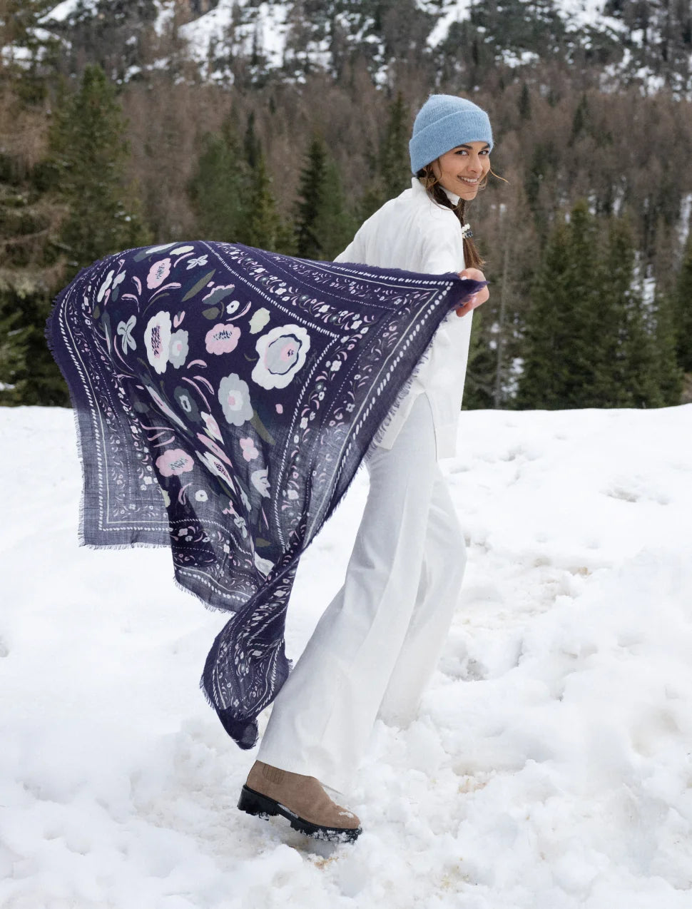 Balkans Bleu Orage - foulard en laine et soie