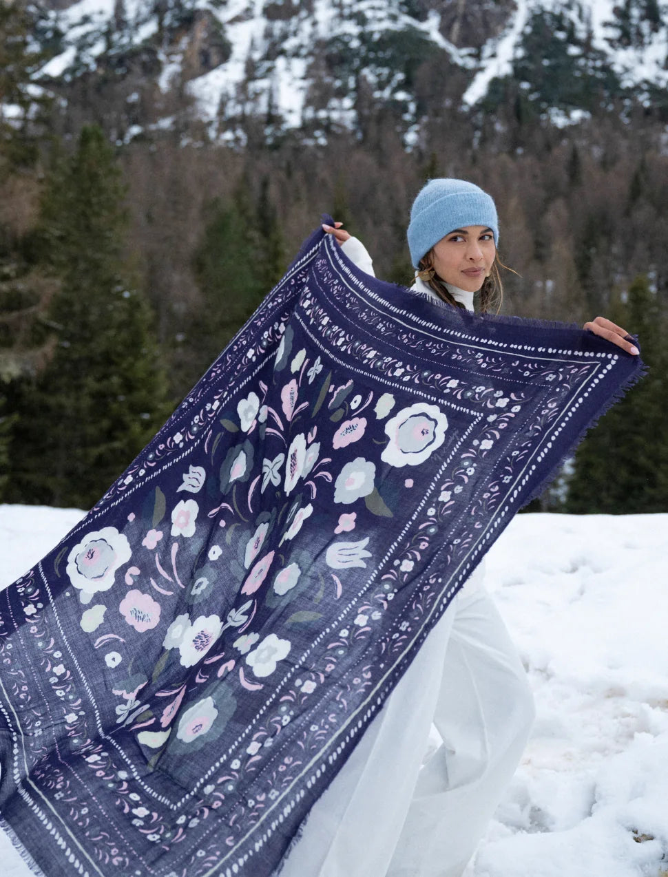 Balkans Bleu Orage - foulard en laine et soie