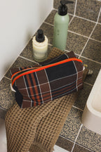 Trousse de Toilette - Desi - Black Tartan
