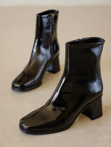 Scarlett Noir Vinyl - Cuir Verni Froissé