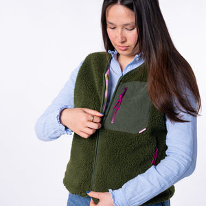 SHE29 - Veste en sherpa femme zippée sans manche - Kaki