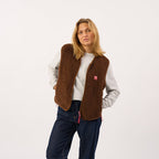 SHE50 - Veste en sherpa femme zippée sans manche - Marron