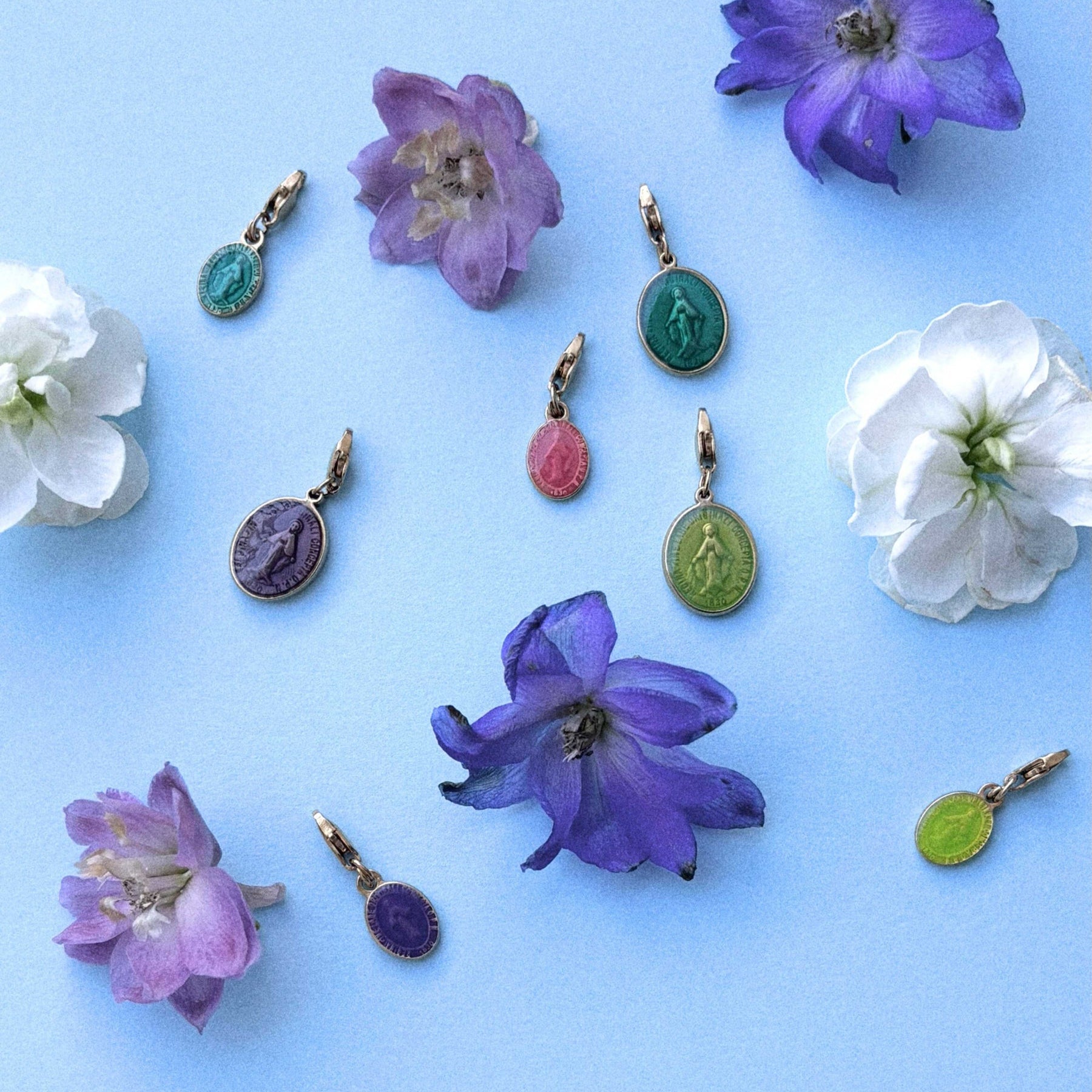 Charms  Madonne Glazed - Plusieurs coloris