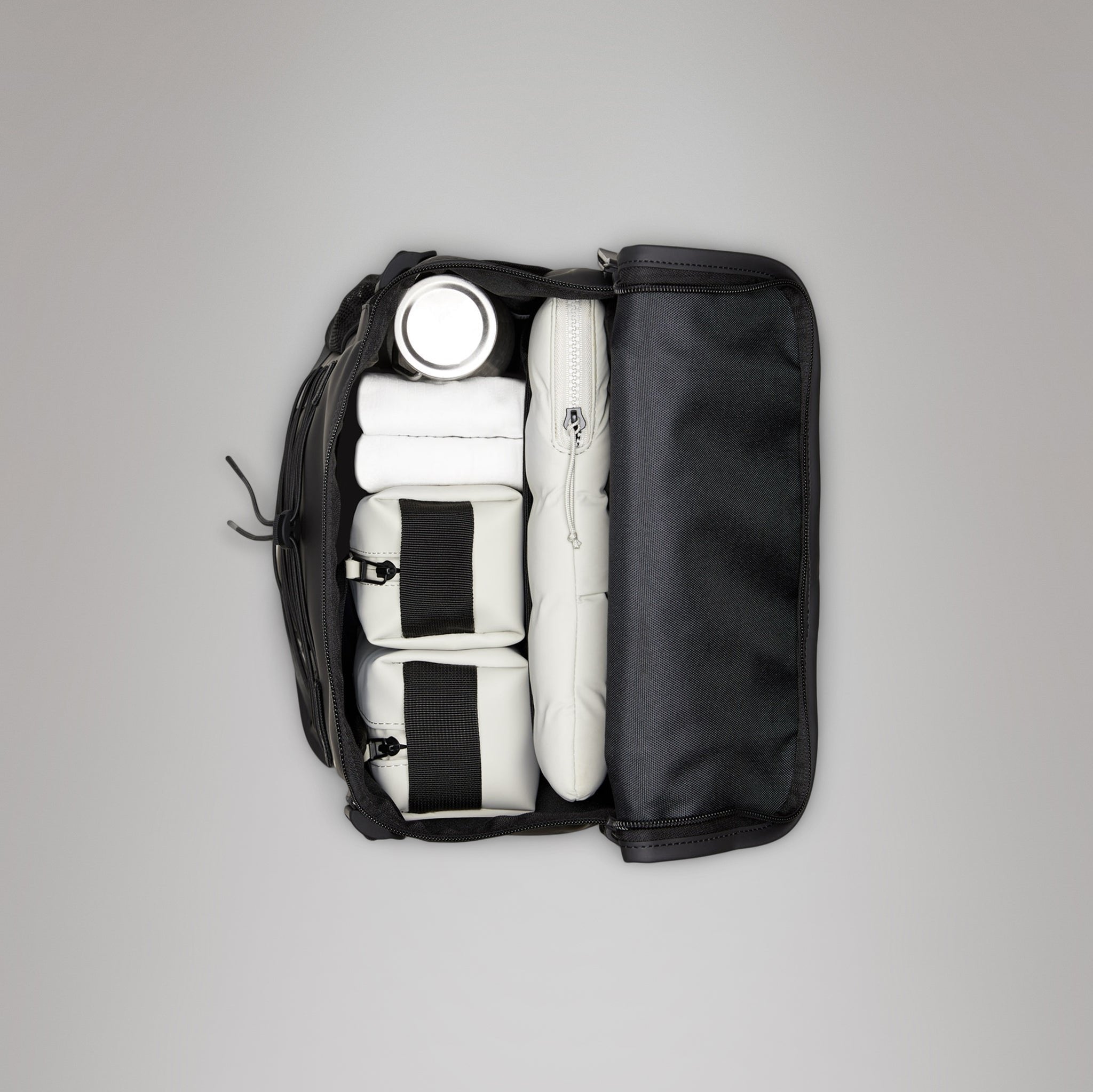 Trail backpack Montaineer - Black