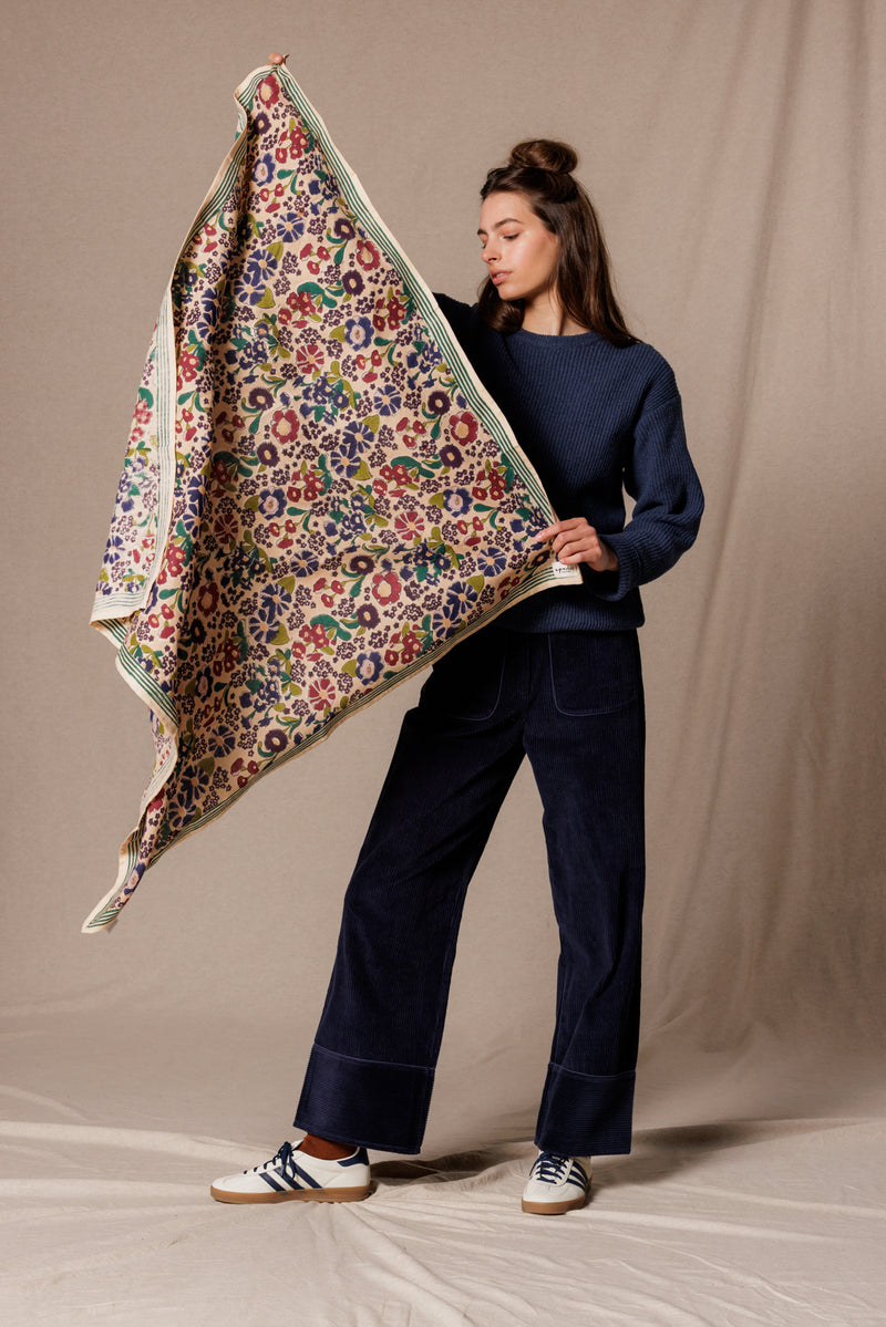 Latika - Septembre - Macadamia - Grand Foulard Apaches