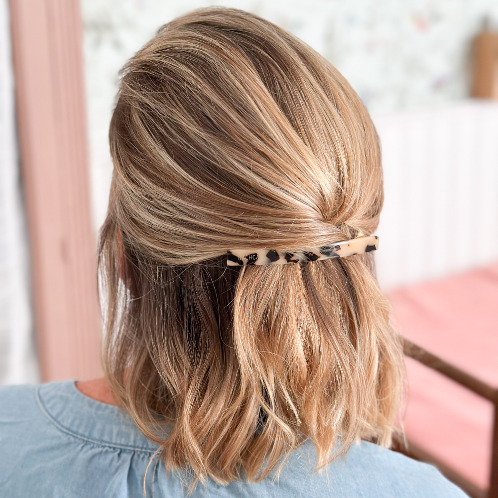 Barrette longue écaille