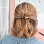 Barrette longue écaille