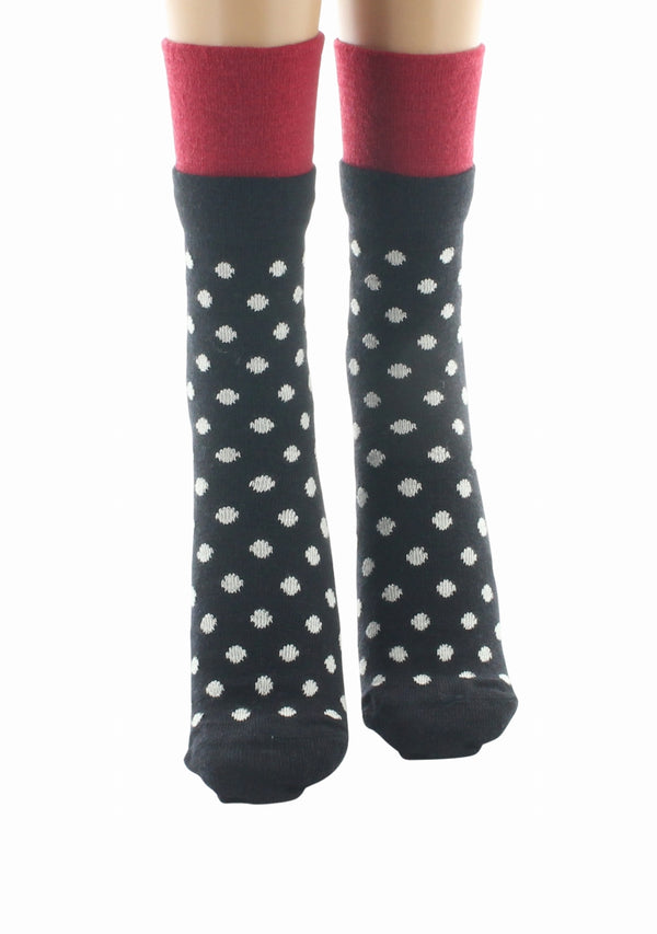 CHAUSSETTES FEMME EN LAINE MÉRINOS À POIS NOIR ET IVOIRE