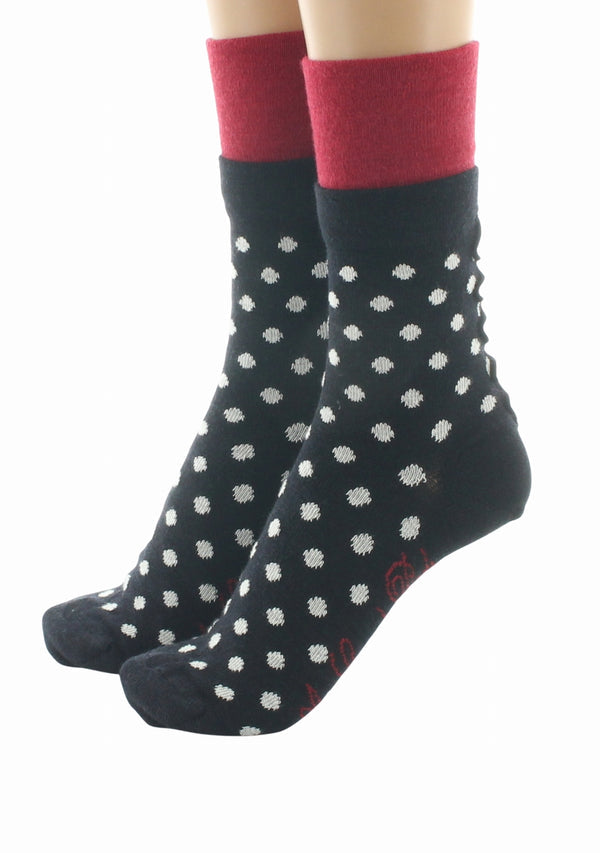 CHAUSSETTES FEMME EN LAINE MÉRINOS À POIS NOIR ET IVOIRE